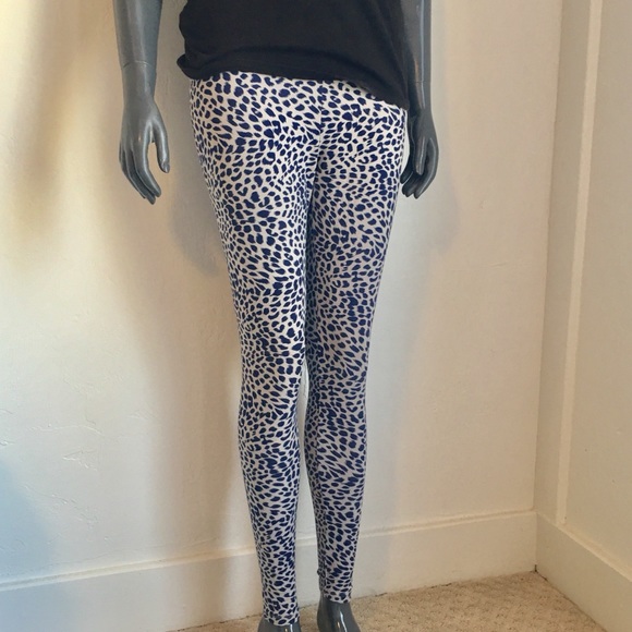 Victoria secret leopard print leggings Clearance